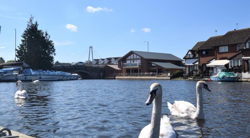 Photo of 1 Bed in Mundeseley