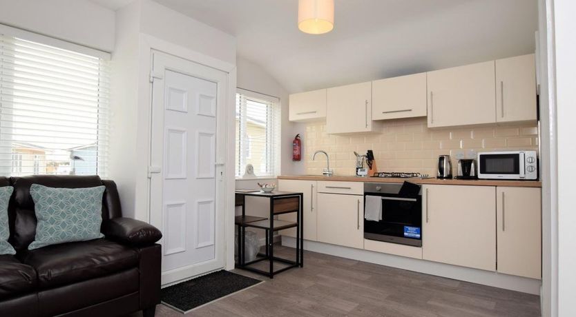 Photo of 1 Bed in Mundeseley