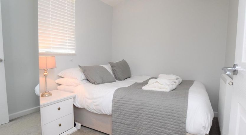 Photo of 1 Bed in Mundeseley