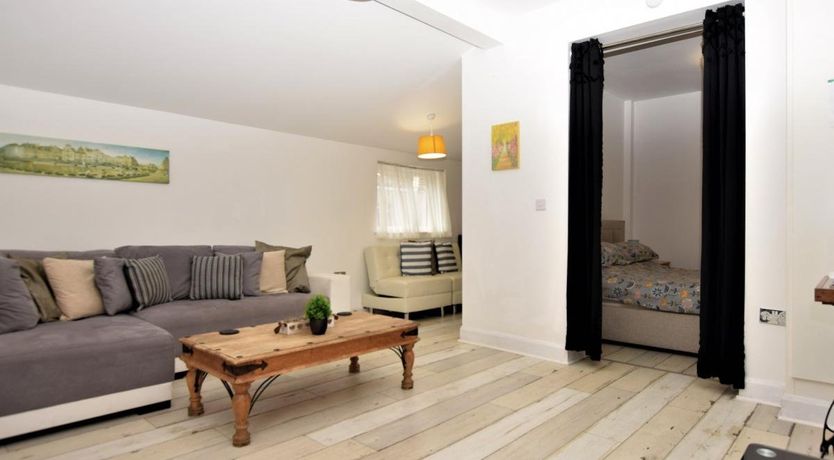 Photo of 2 Bed in Sutton-on-Sea