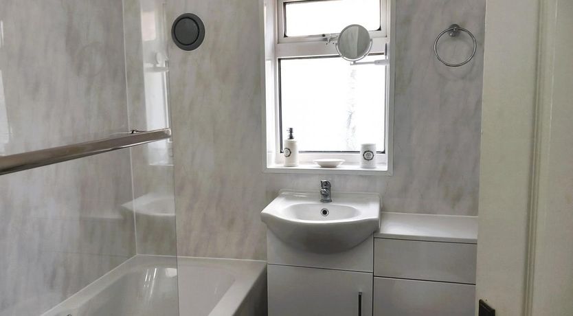 Photo of 2 Bed in Sutton-on-Sea