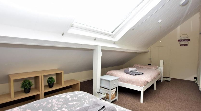 Photo of 2 Bed in Sutton-on-Sea