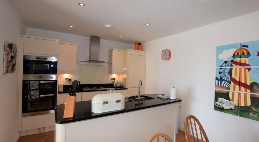 Photo of 3 Bed in Ilfracombe