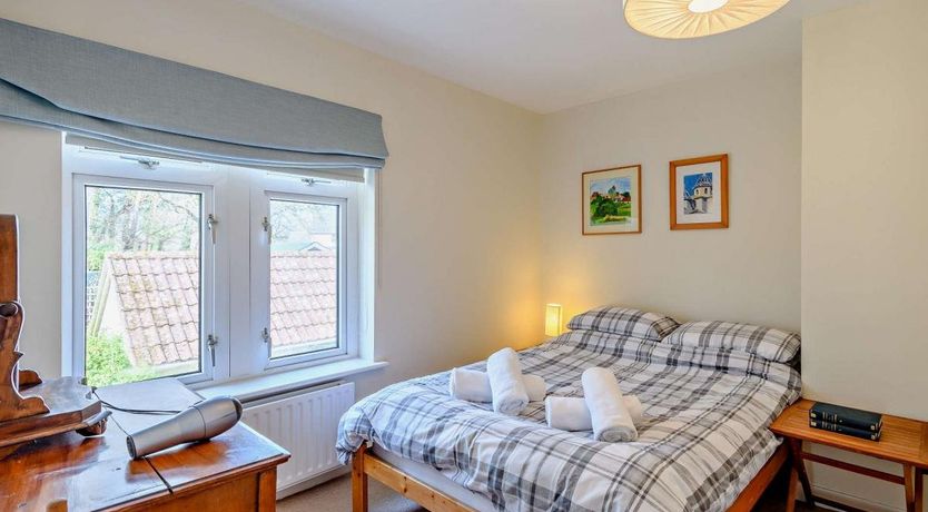 Photo of 4 Bed in West Holme