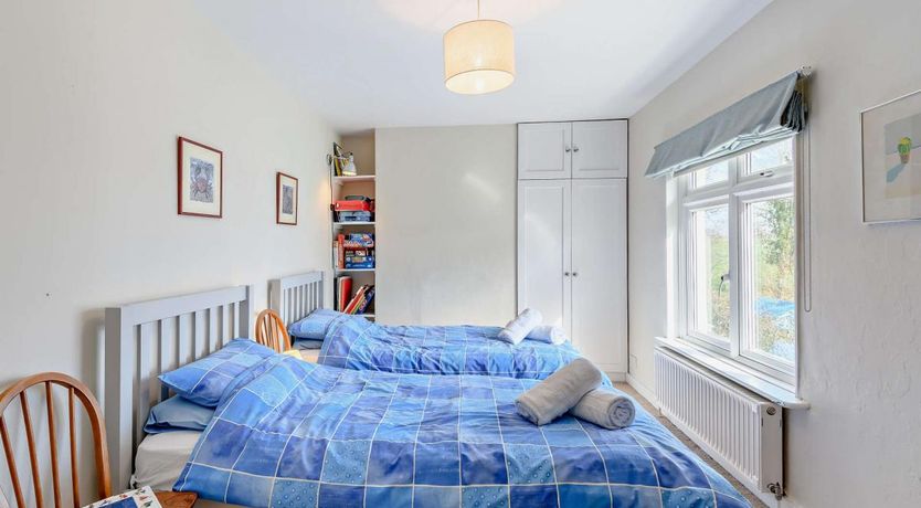 Photo of 4 Bed in West Holme