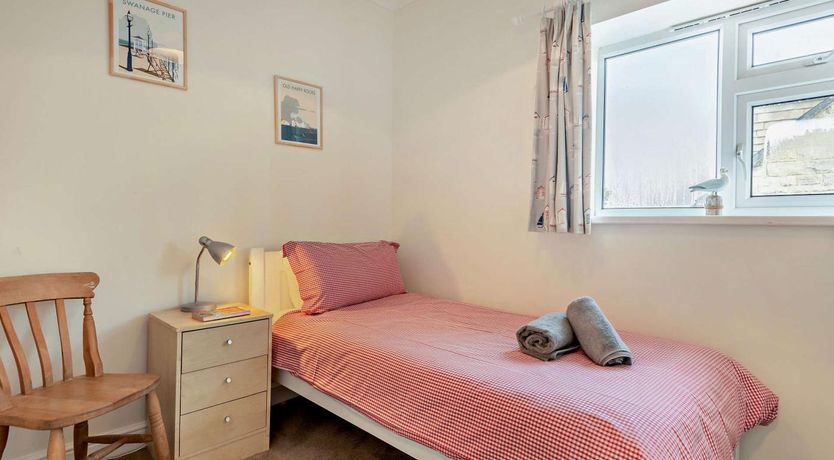 Photo of 2 Bed in Swanage