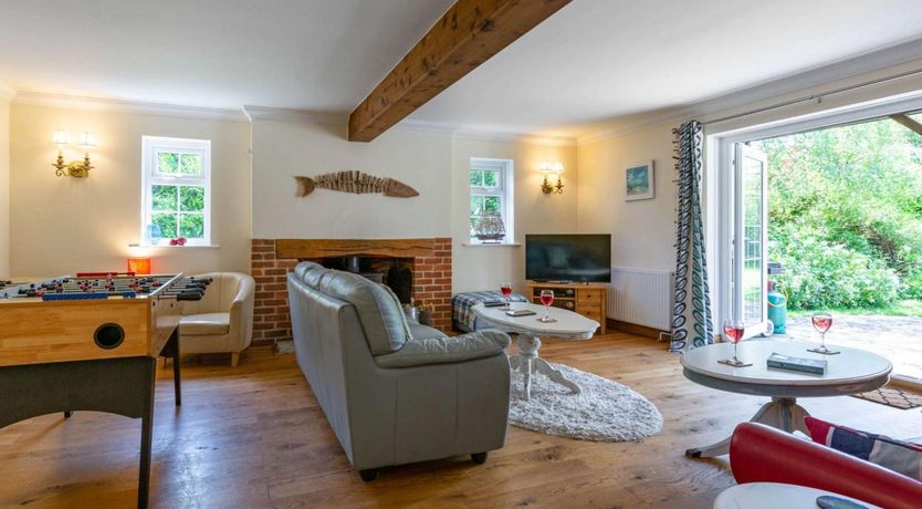 Photo of 4 Bed in Dorchester