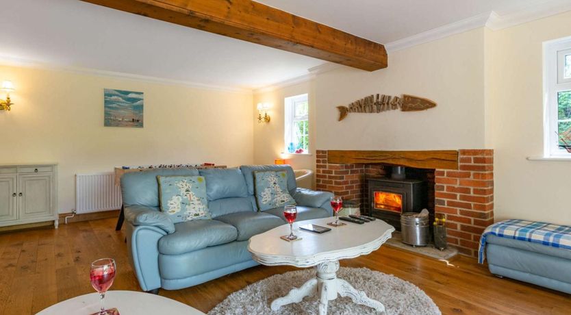 Photo of 4 Bed in Dorchester