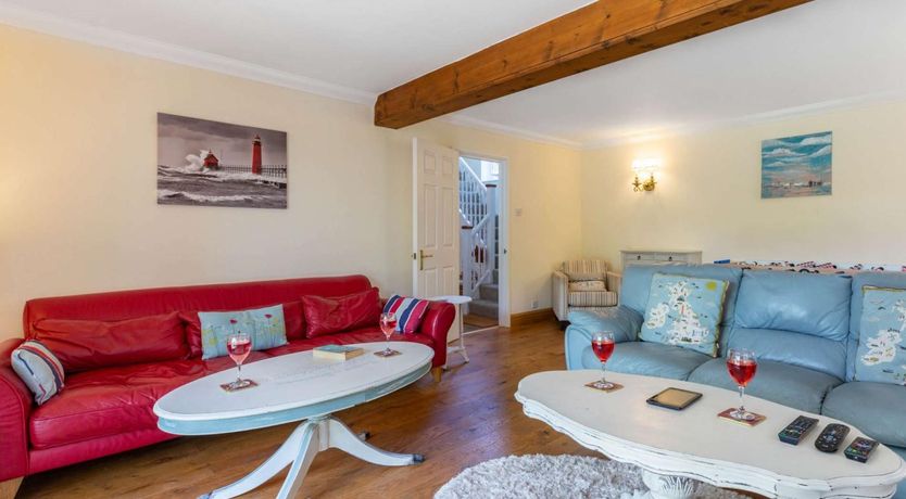 Photo of 4 Bed in Dorchester