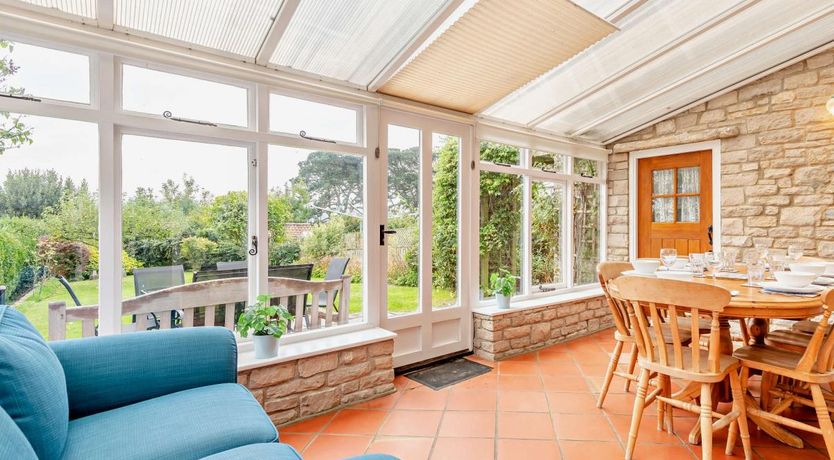 Photo of 4 Bed in Church Knowle