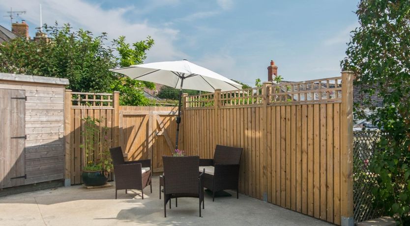 Photo of 2 Bed in Bridport