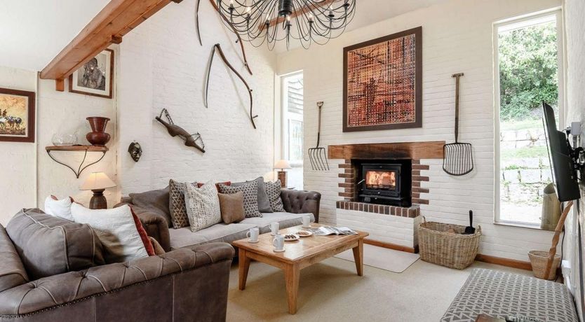 Photo of 5 Bed in Arne