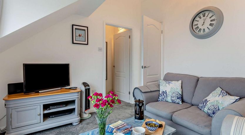 Photo of 2 Bed in Weymouth