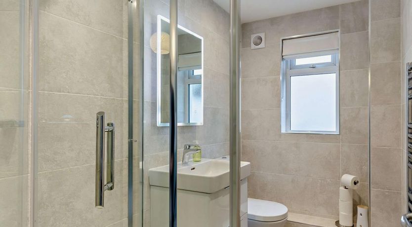 Photo of 2 Bed in Weymouth