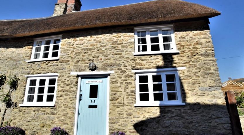 Photo of in Burton Bradstock (DC166)