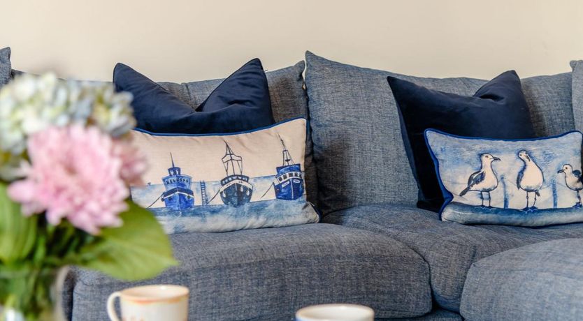 Photo of 2 Bed in West Bay