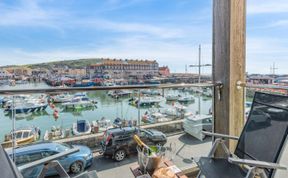 Photo of 2 Bed in West Bay