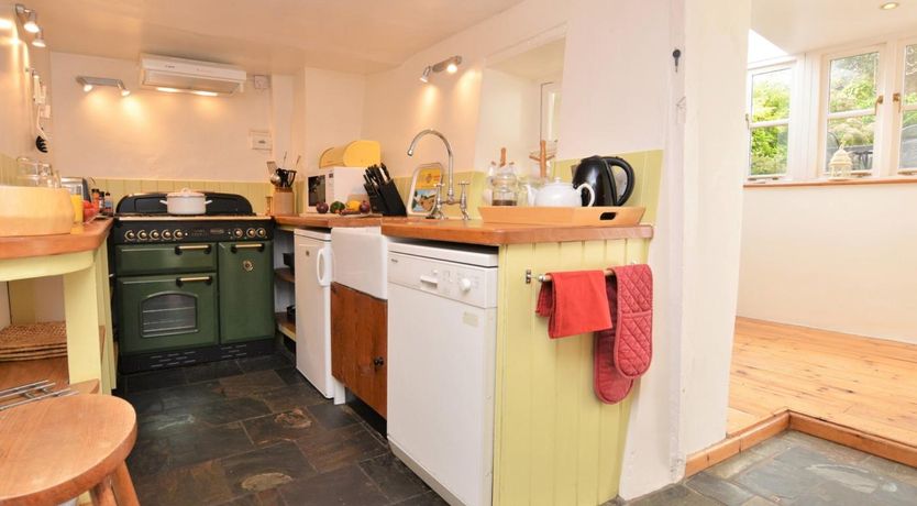 Photo of 3 Bed in Bridport