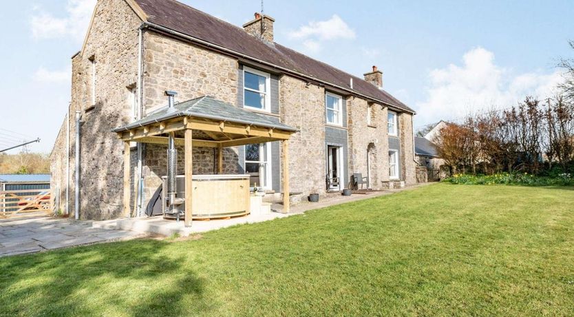 Photo of Cottage in West Wales