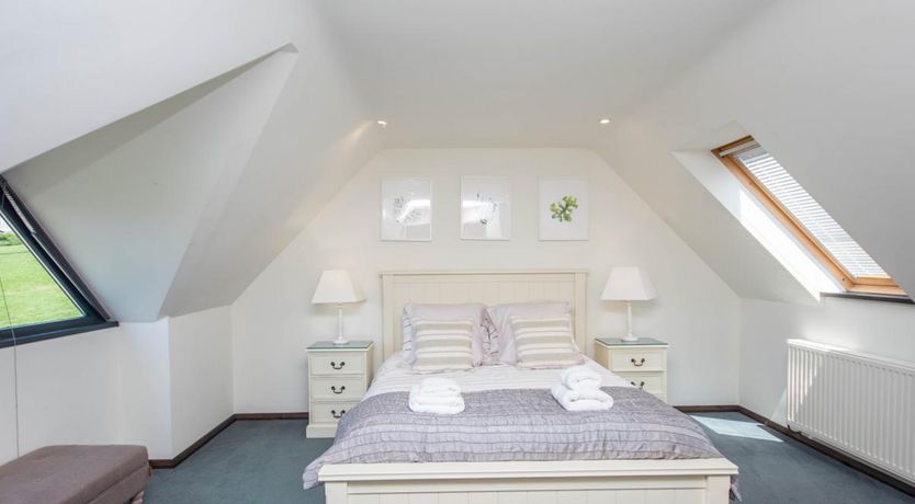 Photo of 3 Bed in Worth Matravers