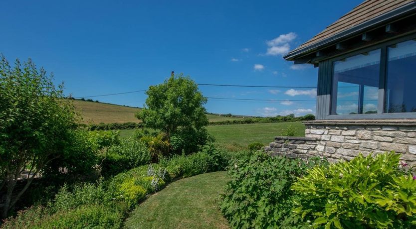 Photo of 3 Bed in Worth Matravers