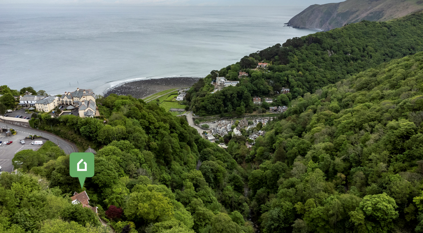 Photo of 9 Bed in Lynton
