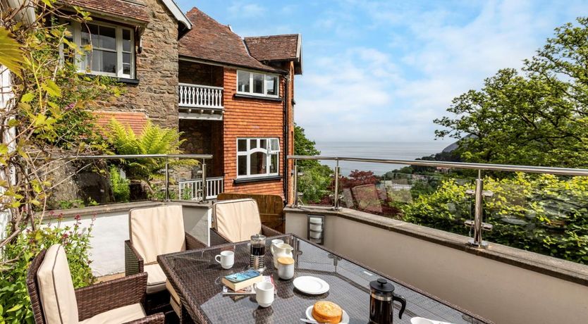 Photo of 9 Bed in Lynton