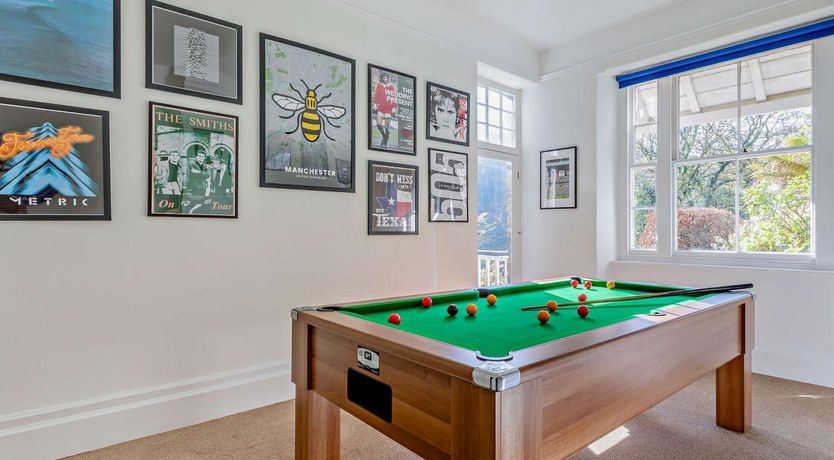 Photo of 9 Bed in Lynton