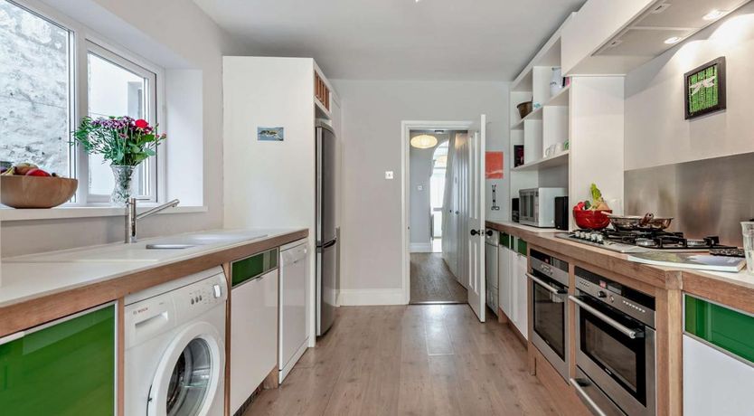 Photo of 3 Bed in Portland