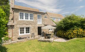 Photo of in Worth Matravers (DC128)
