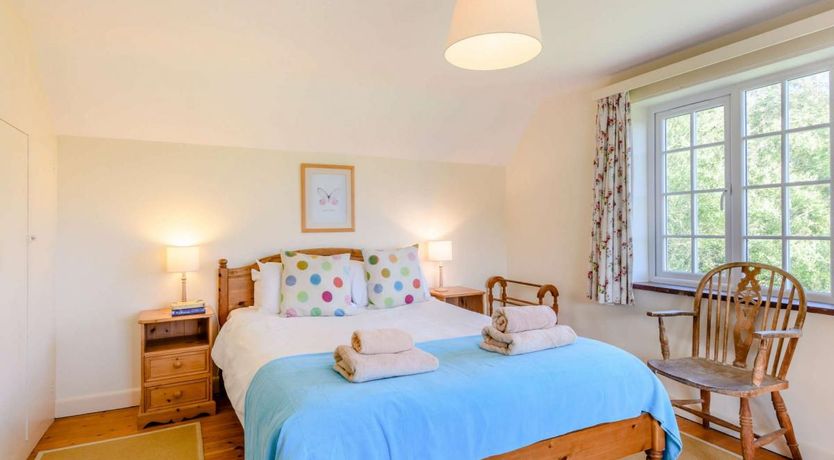 Photo of 5 Bed in Ringstead