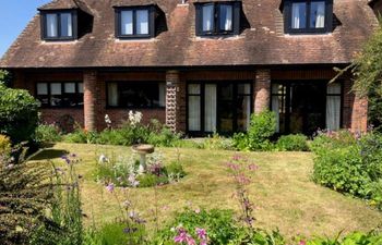 2 Bed in Dorchester Holiday Cottage