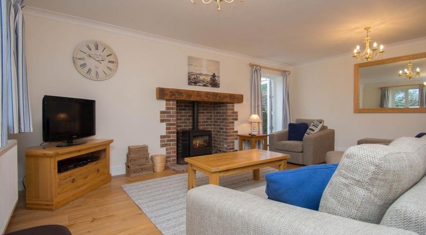 Photo of 3 Bed in Osmington