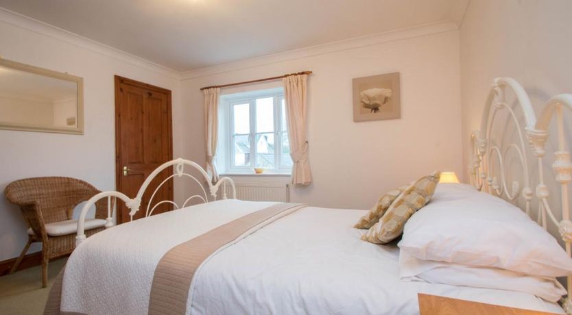 Photo of 3 Bed in Osmington