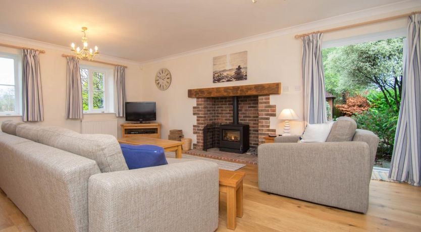 Photo of 3 Bed in Weymouth