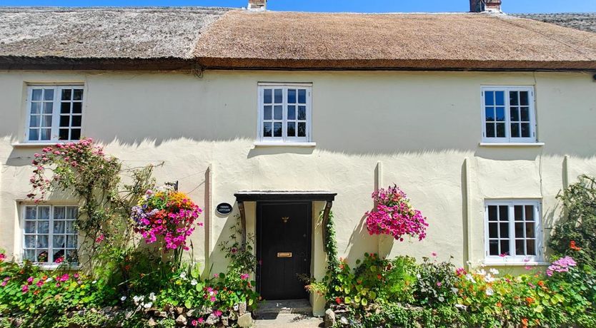Photo of 2 Bed in Chideock