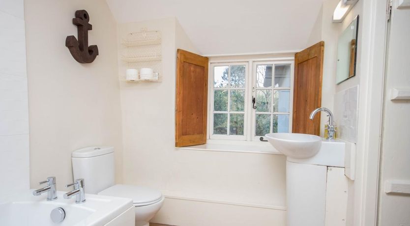 Photo of 2 Bed in Chideock