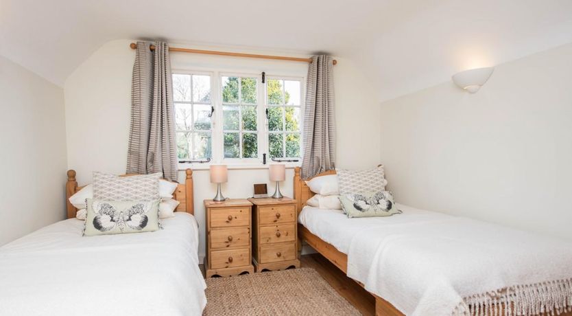 Photo of 2 Bed in Chideock