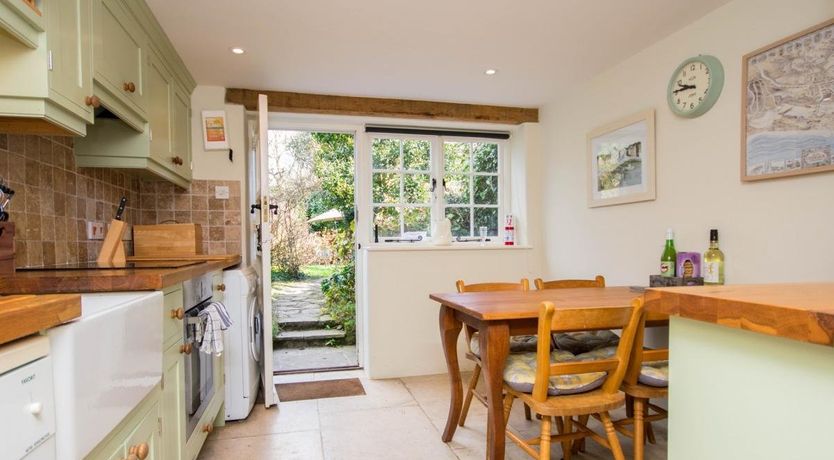 Photo of 2 Bed in Chideock