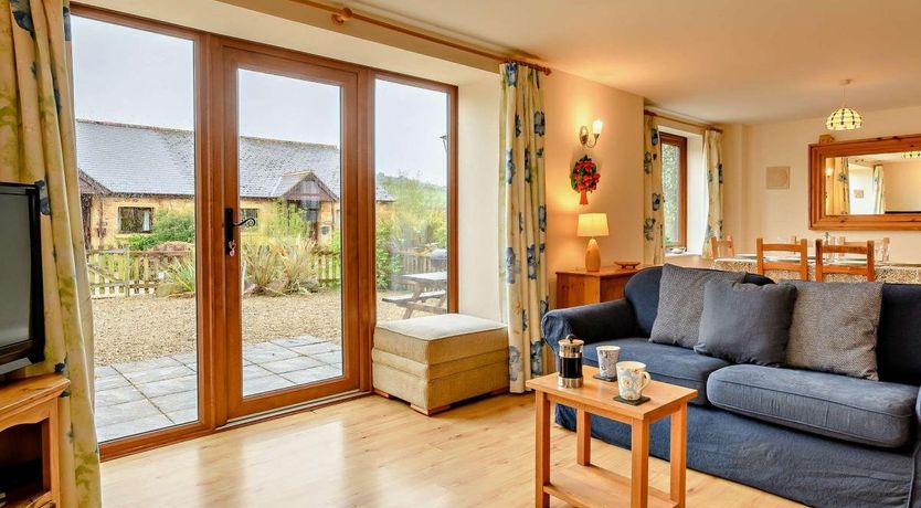 Photo of 3 Bed in Chideock