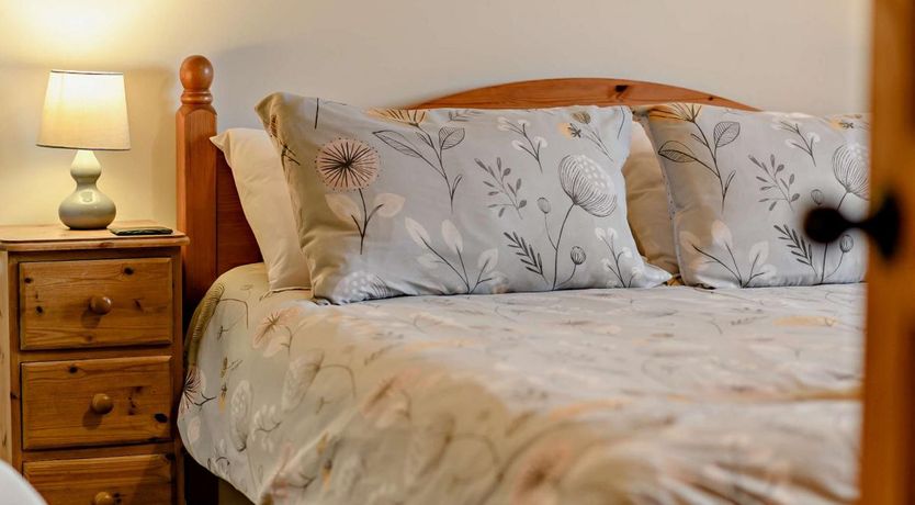 Photo of 3 Bed in Chideock