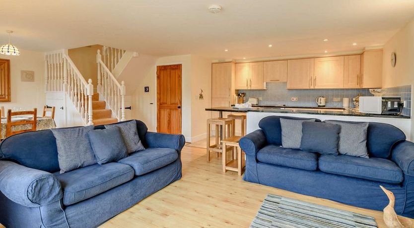 Photo of 3 Bed in Chideock