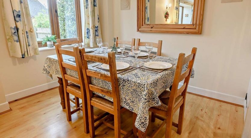 Photo of 3 Bed in Chideock