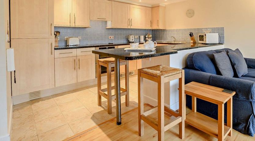 Photo of 3 Bed in Chideock