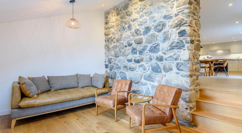 Photo of 3 Bed in Llwyngwril