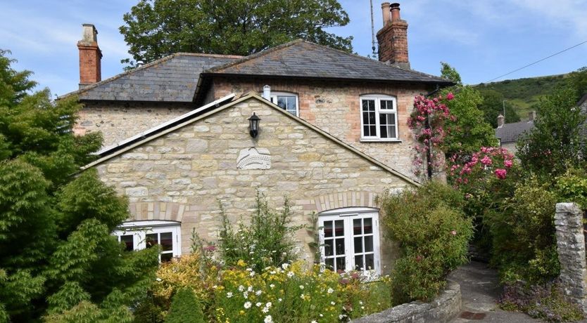 Photo of 3 Bed in Portesham