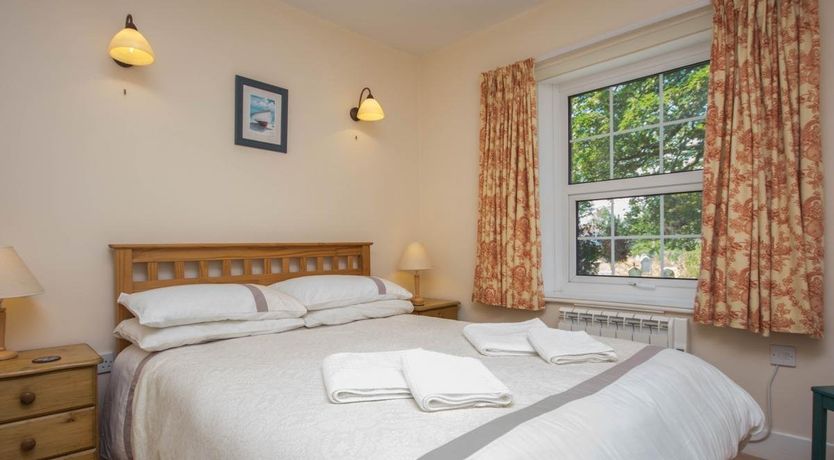 Photo of 3 Bed in Portesham