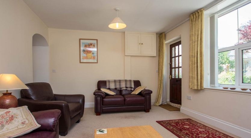 Photo of 3 Bed in Portesham