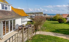 Photo of 4 Bed in Bridport