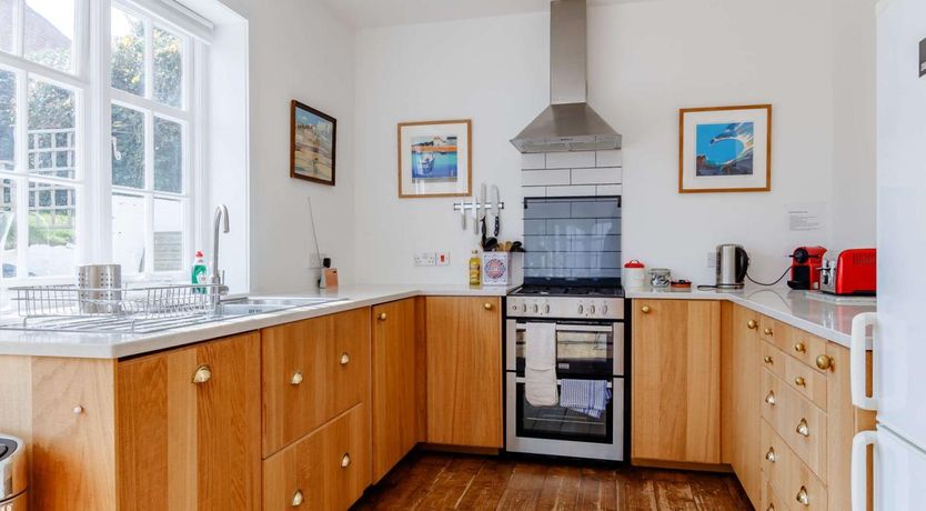 Photo of 4 Bed in Bridport